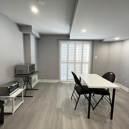Beautiful Vacation Home Near Toronto Airport Mississauga Habitación foto
